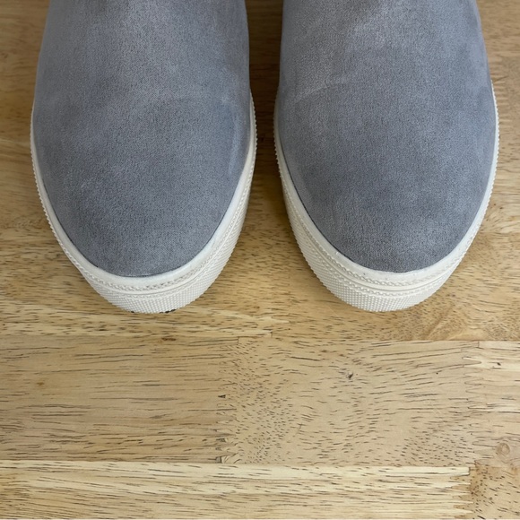 Dolce Vita Tate Gray Suede Platform Slip On Chunky Sneakers Size 8.5 - Picture 9 of 16